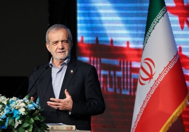 پزشکیان: رویکرد ما واگذاری مدیریت کلان حمل و نقل به ساختار واحد و متمرکز است